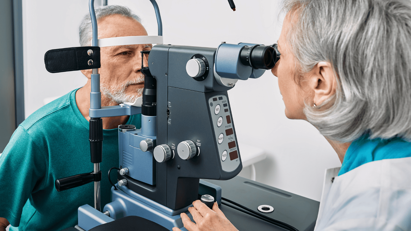 Choroby oczu dają prawo do dodatku. Co miesiąc ponad 200 zł od ZUS