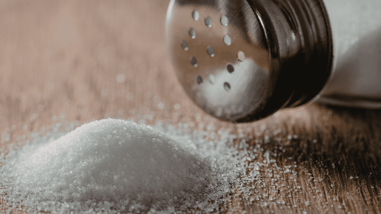 Polacy zjadają 36 kg rocznie. Ten produkt po cichu zatyka tętnice i grozi udarem